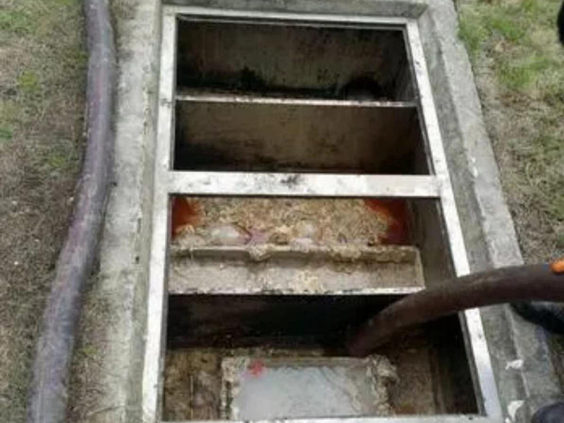 通海口镇隔油池清理